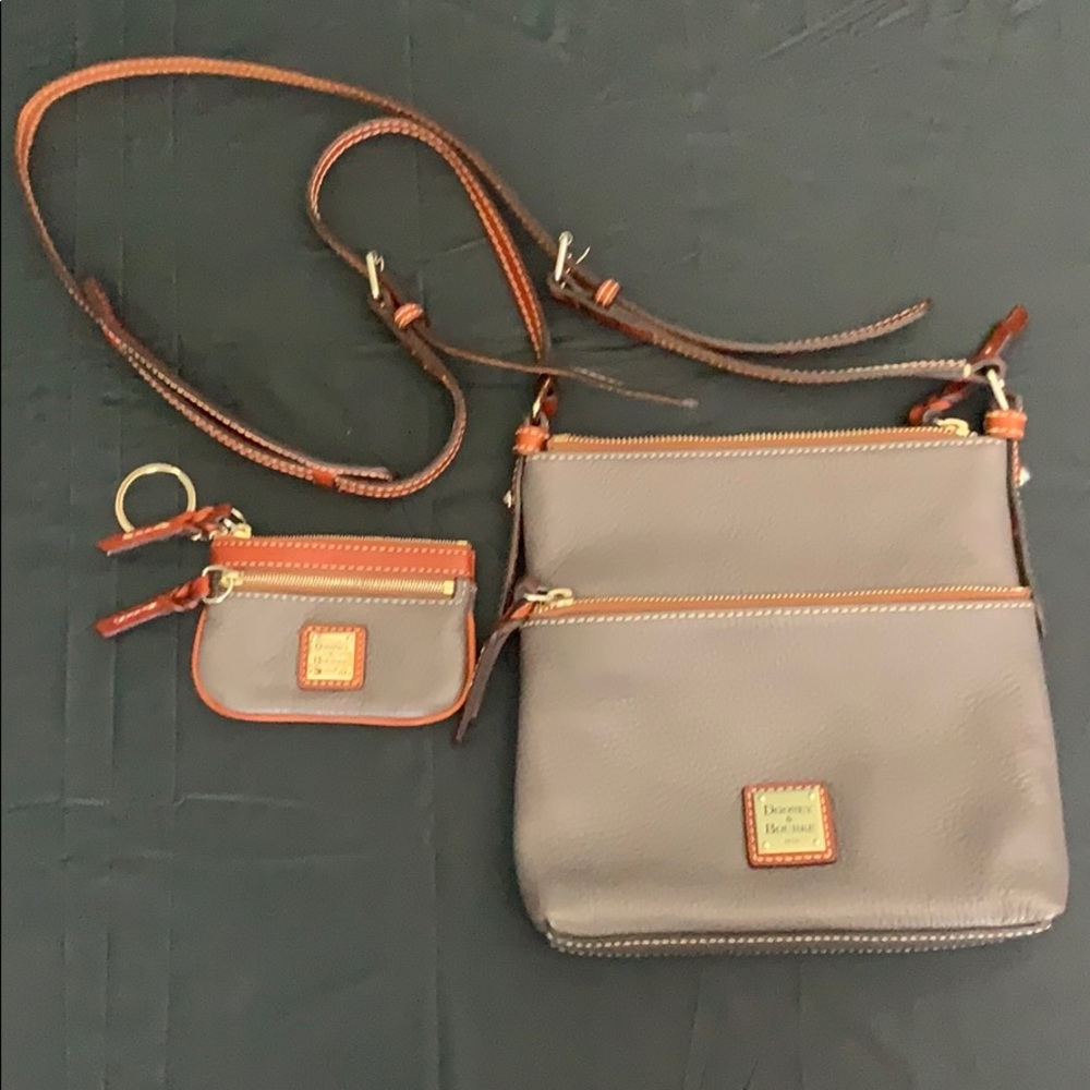 Dooney & Burke letter carrier and small coin purse